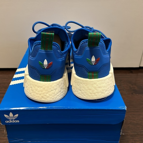 NWT adidas NMD R1 (size 9.5) - Picture 6 of 6